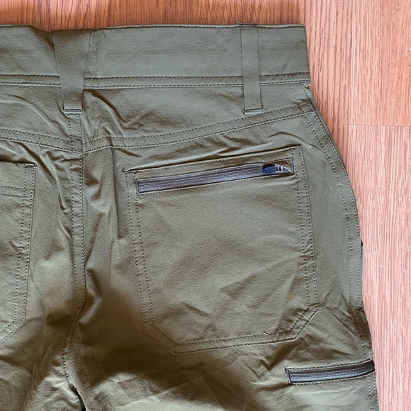 Ferossi Shorts 10” - Picture 4 of 10